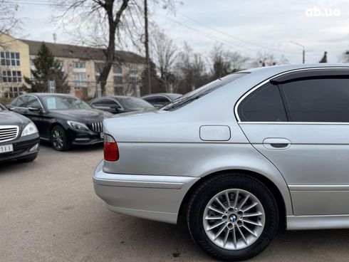BMW 5 серия 2003 серый - фото 17