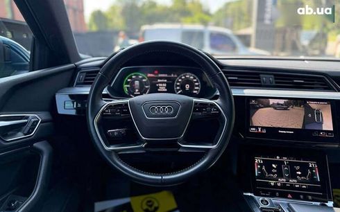 Audi E-Tron 2021 - фото 11