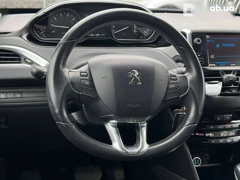Peugeot 2008 2017 - фото 17