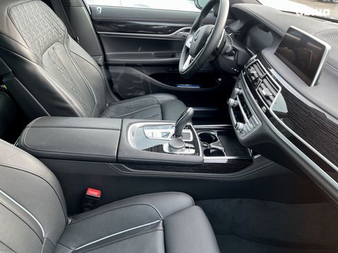 BMW 7 серия 2021 - фото 11