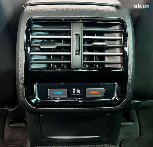 Volkswagen Passat 2018 - фото 12