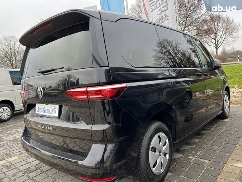 Volkswagen Multivan 2022 - фото 10