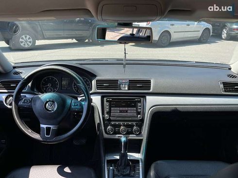 Volkswagen Passat 2012 - фото 11