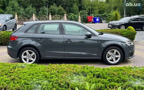 Audi A3 2019 - фото 8