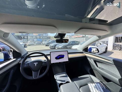Tesla Model Y 2024 - фото 18