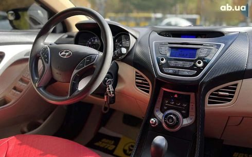 Hyundai Elantra 2013 - фото 13