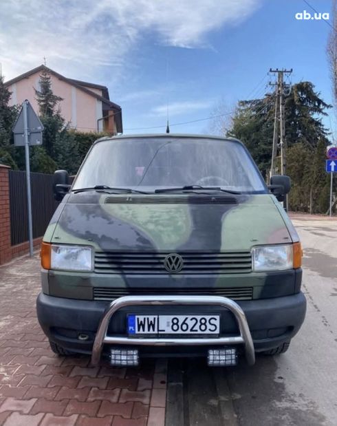 Volkswagen Transporter 2002 зеленый - фото 2