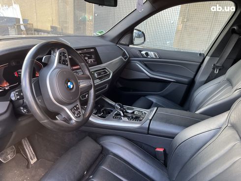 BMW X5 2021 - фото 32