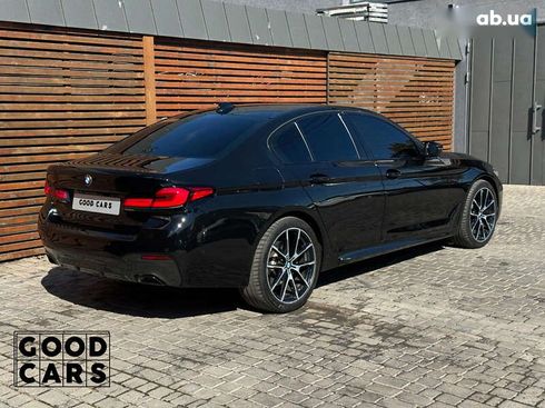 BMW 5 серия 2022 - фото 7