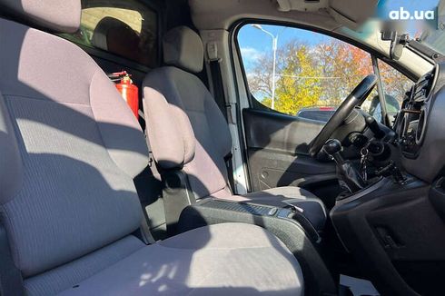 Peugeot Partner 2014 - фото 12
