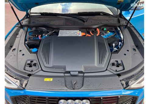 Audi E-Tron 2021 - фото 16