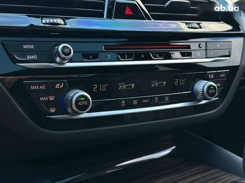 BMW 5 серия 2018 - фото 30
