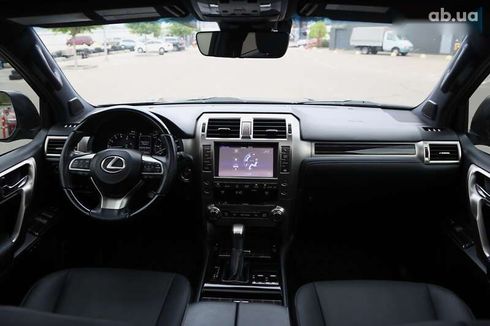 Lexus GX 2020 - фото 13