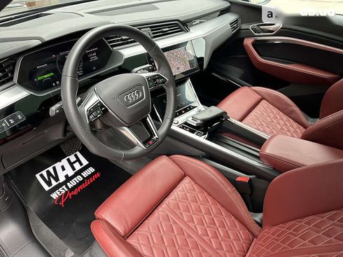 Audi e-tron S 2022 - фото 20