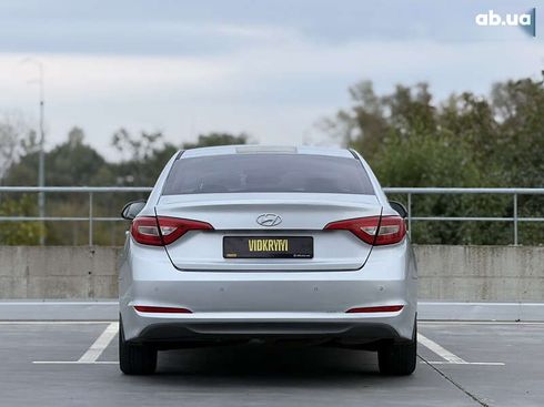 Hyundai Sonata 2017 - фото 16