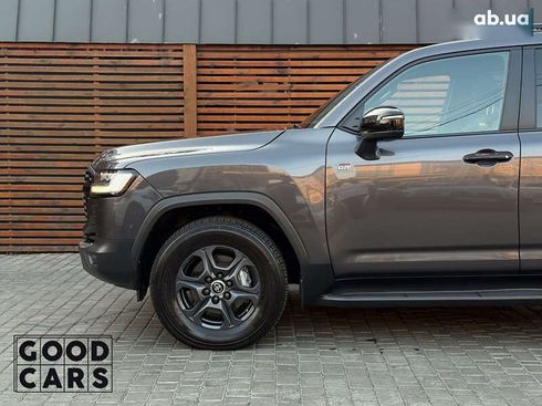 Toyota Land Cruiser 2023 - фото 12