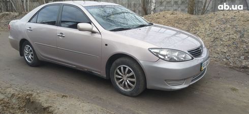 Toyota Camry 2006 бежевый - фото 4