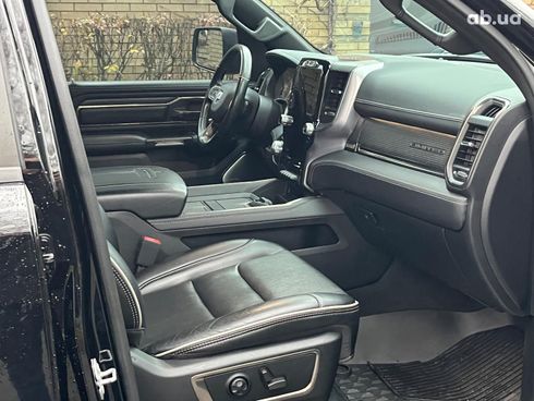 Dodge Ram 2021 черный - фото 37