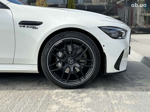 Mercedes-Benz AMG GT 4 2019 - фото 12
