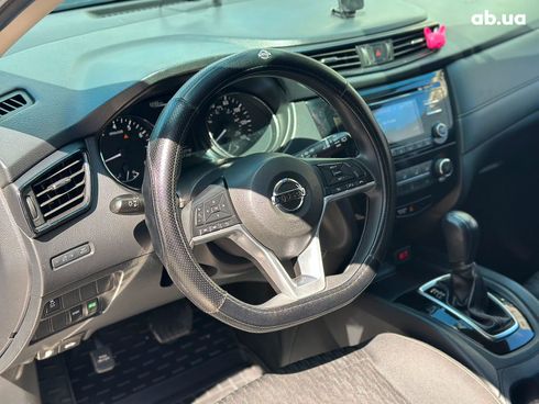 Nissan Rogue 2017 серый - фото 19