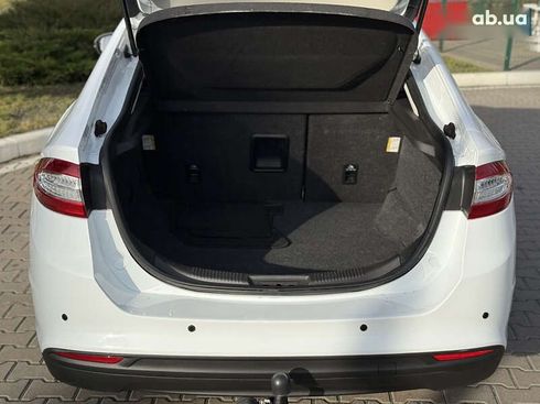 Ford Mondeo 2017 - фото 21