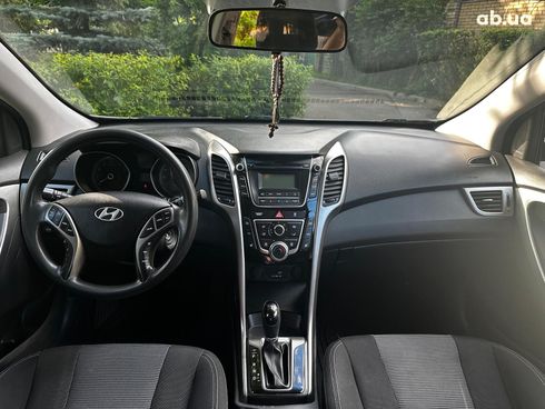 Hyundai Elantra 2014 серый - фото 18