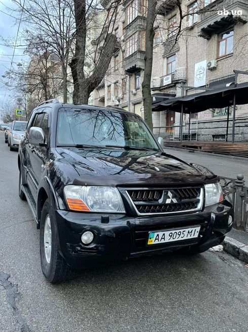 Mitsubishi Pajero Wagon 2006 черный - фото 10