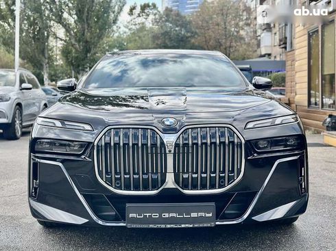 BMW 7 серия 2023 - фото 2