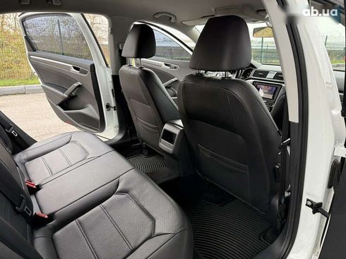 Volkswagen Passat 2018 - фото 19