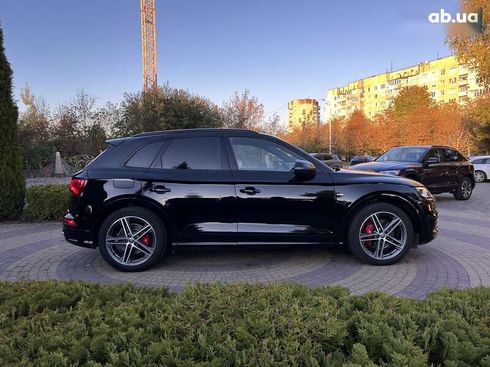 Audi SQ5 2018 - фото 8