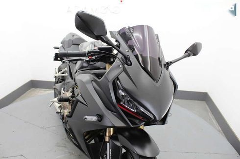 Honda CBR 400R 2019 - фото 9