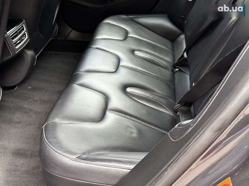 Tesla Model S 2016 - фото 15