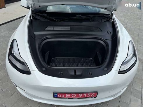 Tesla Model Y 2021 - фото 17
