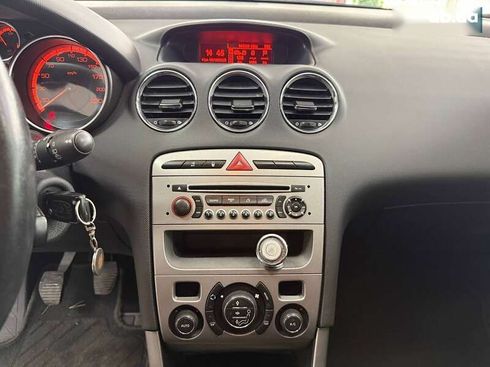 Peugeot 308 2012 - фото 22