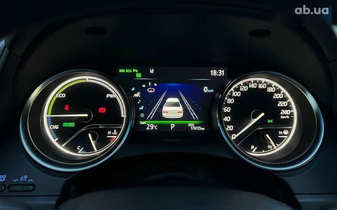 Toyota Camry 2019 - фото 20