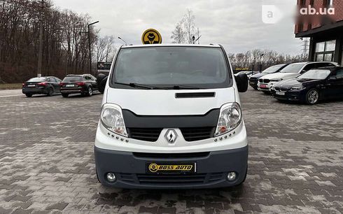 Renault Trafic 2011 - фото 2