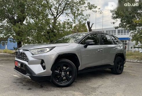 Toyota RAV4 2020 - фото 7