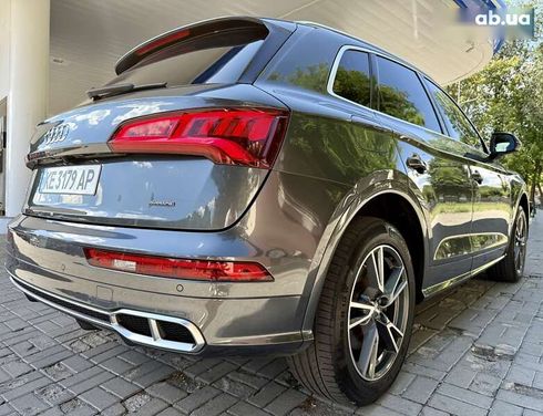 Audi Q5 2020 - фото 15
