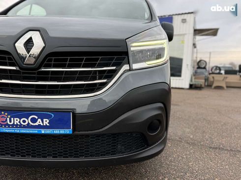 Renault Trafic 2020 - фото 13
