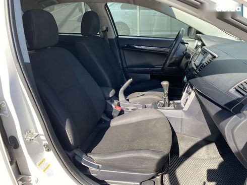 Mitsubishi Lancer 2016 - фото 9
