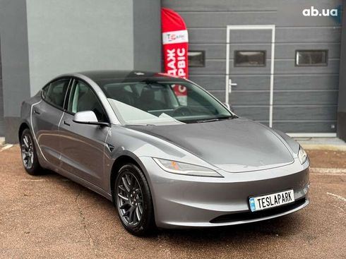 Tesla Model 3 2025 - фото 12