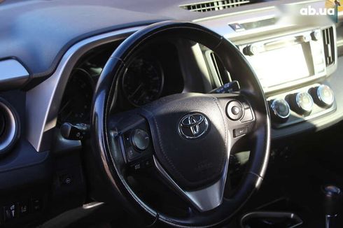 Toyota RAV4 2016 - фото 13
