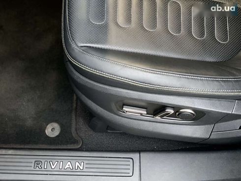 Rivian R1S 2023 - фото 21