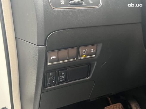 Infiniti QX80 2017 белый - фото 60