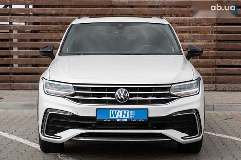 Volkswagen Tiguan 2022 - фото 3