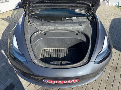 Tesla Model 3 2023 - фото 14
