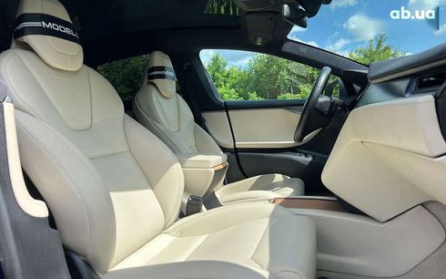 Tesla Model S 2019 - фото 9