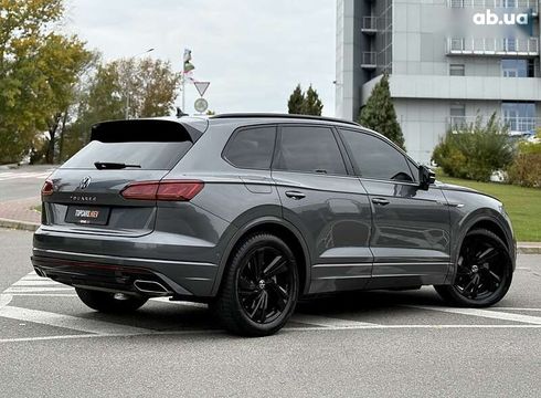 Volkswagen Touareg 2023 - фото 30