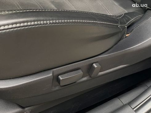 Mitsubishi Outlander 2019 белый - фото 19