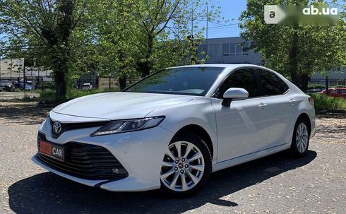 Toyota Camry 2019 - фото 5